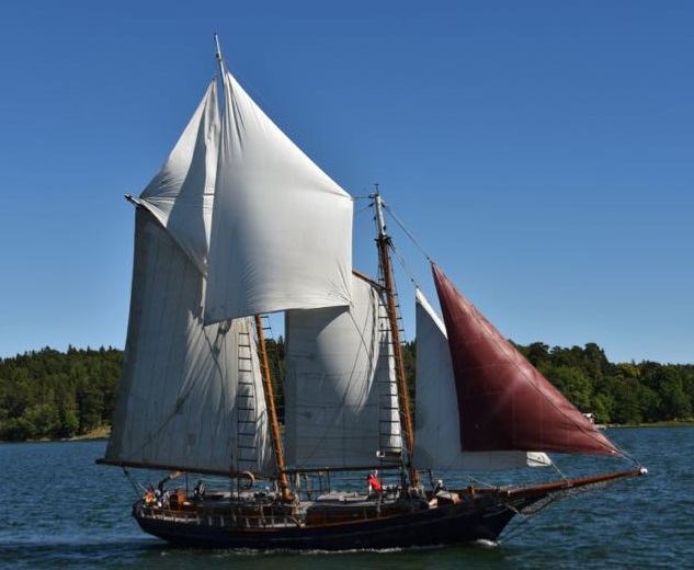 schooner yacht samyrah